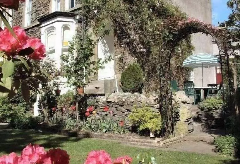 Fotos del hotel College House:  9