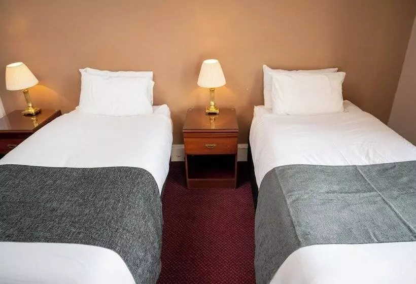 Fotos del hotel Hampton Hotel By Greene King Inns:  16