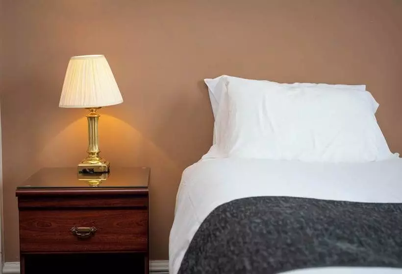 Fotos del hotel Hampton Hotel By Greene King Inns:  20