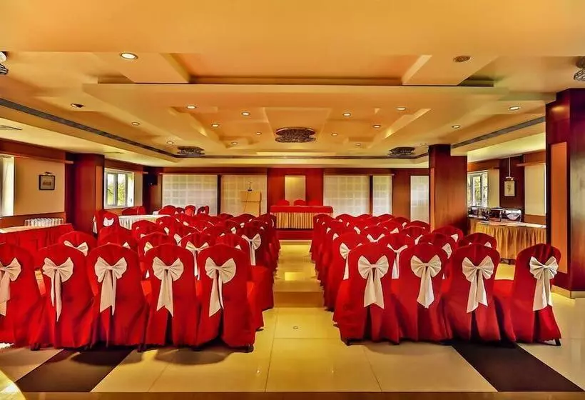 Fotos del hotel Nm Royale County:  8