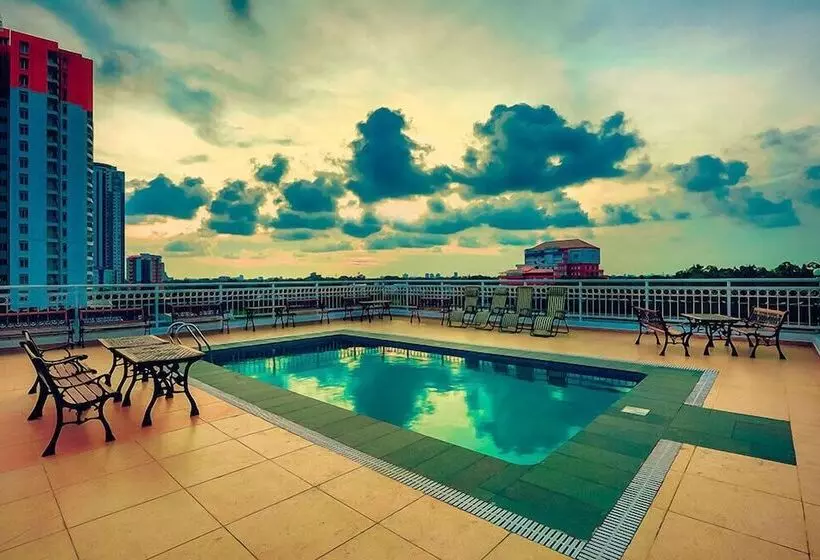 Fotos del hotel Nm Royale County:  3