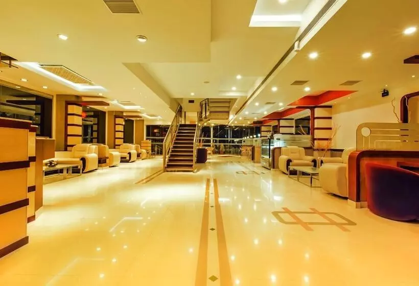 Fotos del hotel Nm Royale County:  11