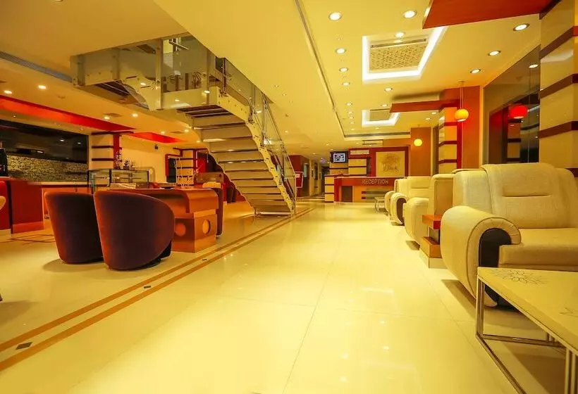 Fotos del hotel Nm Royale County:  4