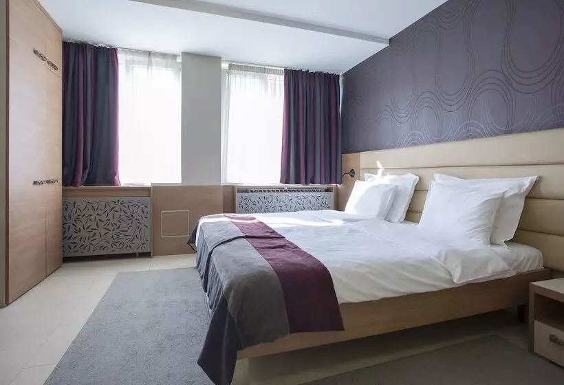 Fotos del hotel Srbija Garden Ex Garni:  15