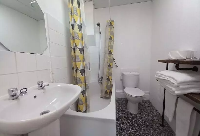 Fotos del hotel Vinnie S Family:  8