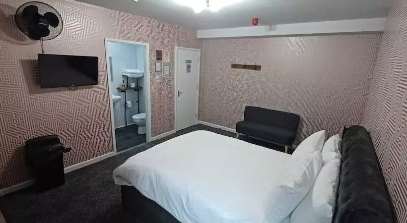 Fotos del hotel Vinnie S Family:  11