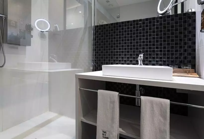 Fotos del hotel Petit Palace Lealtad Plaza:  9