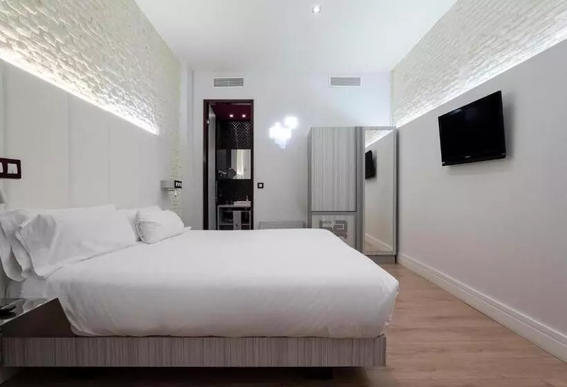 Fotos del hotel Petit Palace Lealtad Plaza:  18