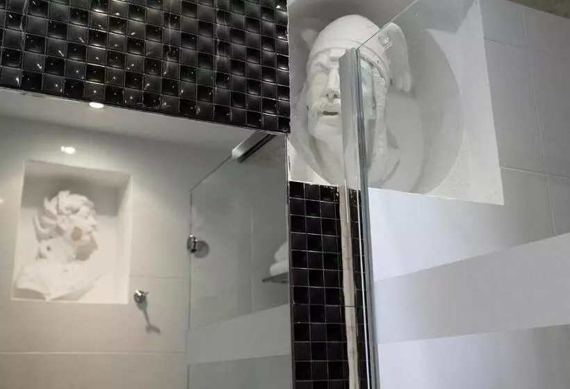 Fotos del hotel Petit Palace Lealtad Plaza:  17