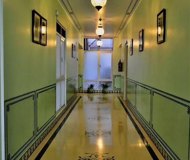 Fotos del hotel Om Niwas Suite:  9