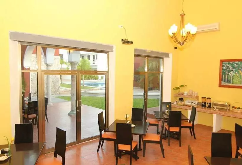 Fotos del hotel Embajadores:  10