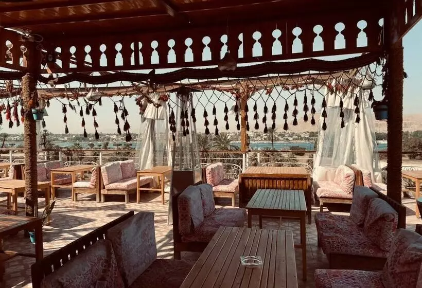 Fotos del hotel Nefertiti  Luxor:  5