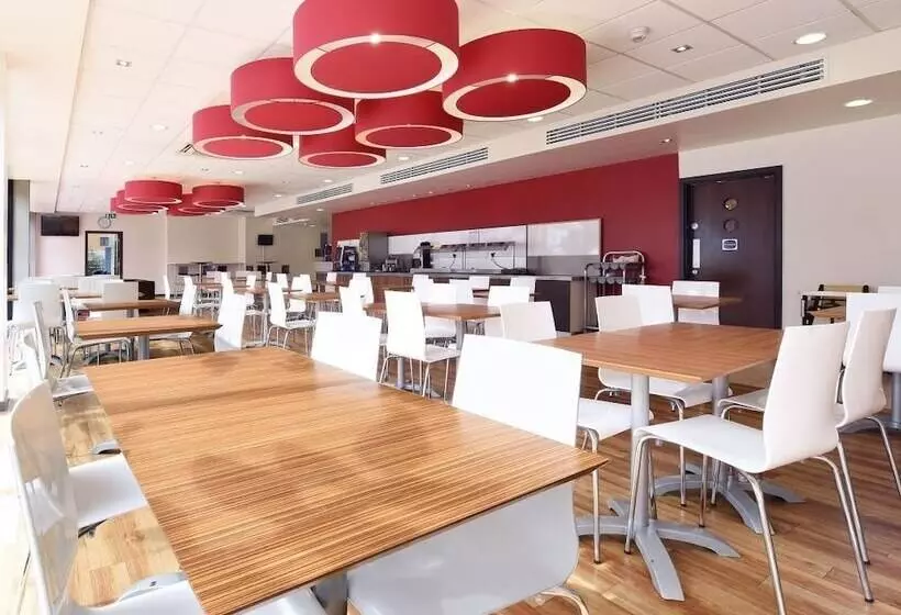 Fotos del hotel Travelodge London Stratford:  2