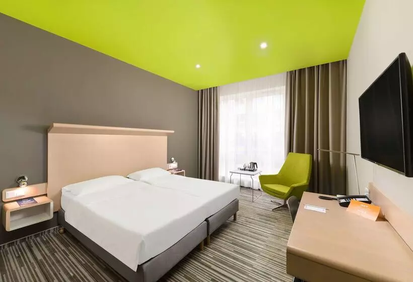 Fotos del hotel Park Inn By Radisson Budapest:  3