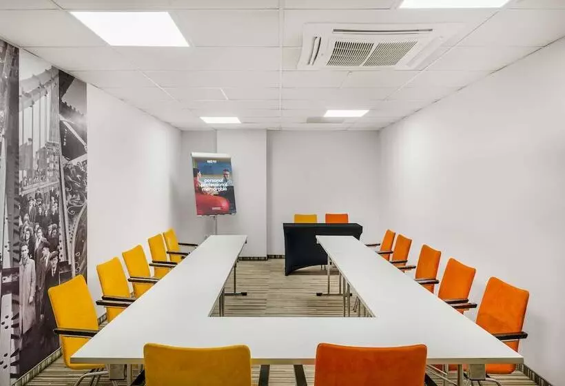 Fotos del hotel Park Inn By Radisson Budapest:  4