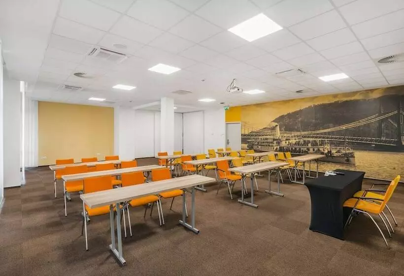 Fotos del hotel Park Inn By Radisson Budapest:  12