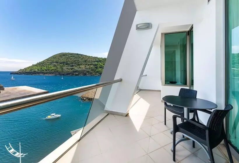 Fotos del hotel Angra Marina:  11