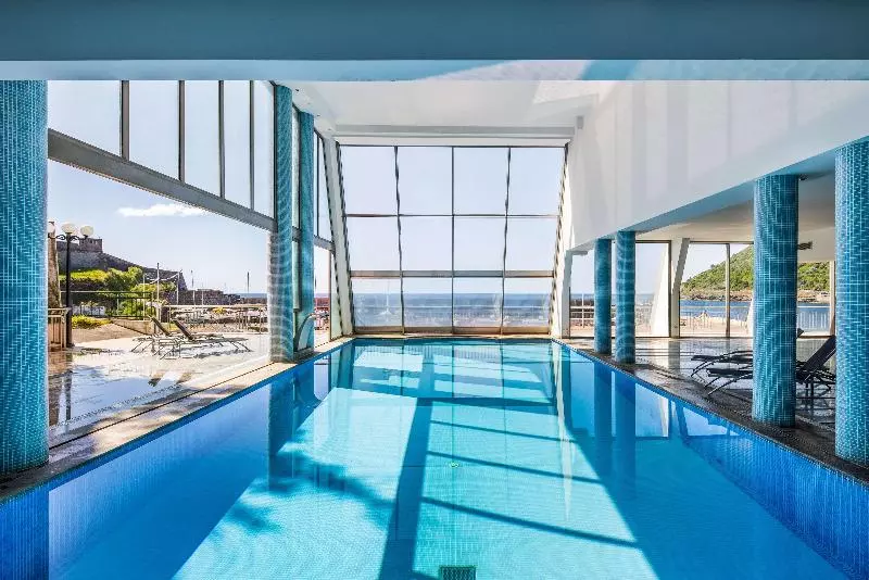 Fotos del hotel Angra Marina:  8