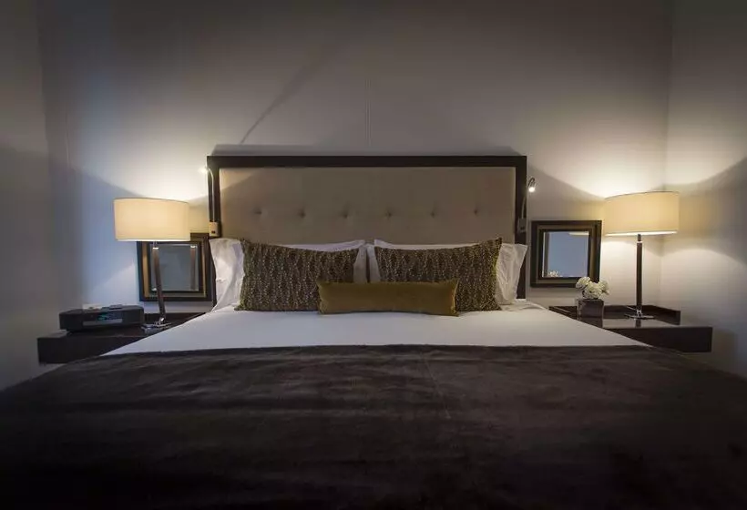 Fotos del hotel 93 Luxury Suites & Residences:  9