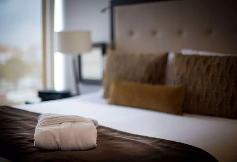 Fotos del hotel 93 Luxury Suites & Residences:  5