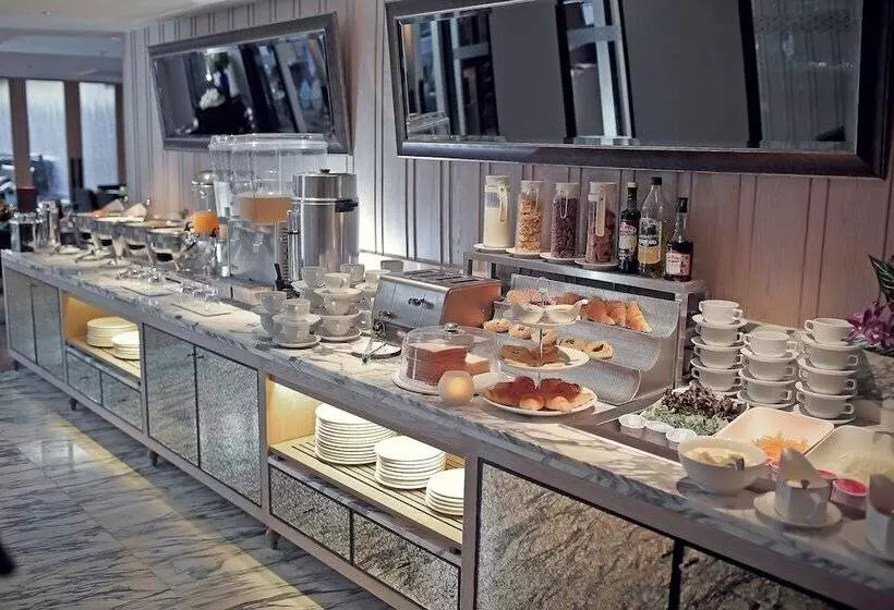 Fotos del hotel Arcadia Suites Ploenchit Sukhumvit By Compass Hospitality:  7