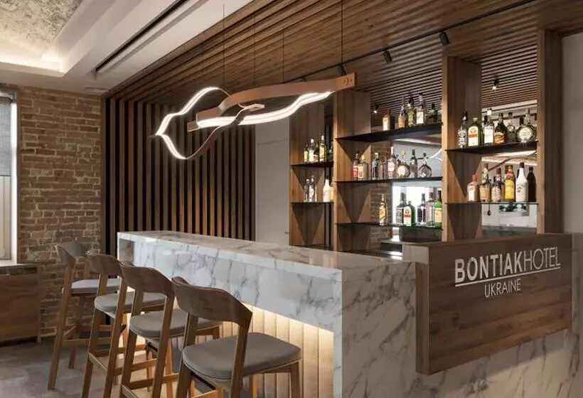 Fotos del hotel Bontiak:  10