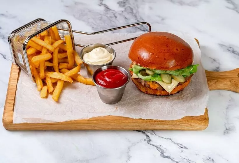 Fotos del hotel Bontiak:  2