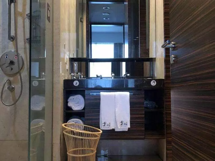 Fotos del hotel Estay Residence Poly World Trading Center:  16