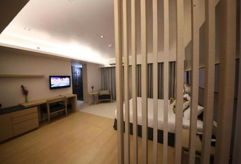 Fotos del hotel The Sun Xclusive:  20