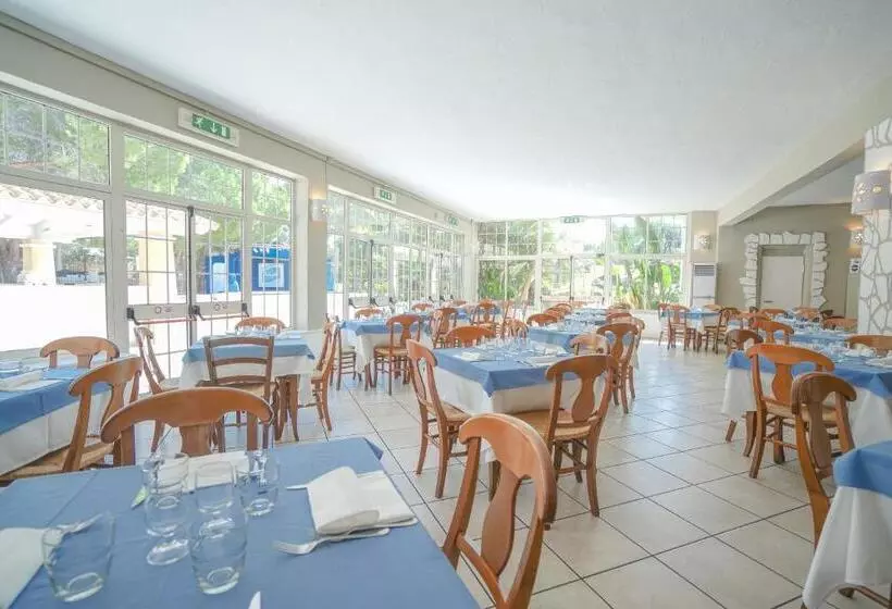 Fotos del hotel Rocca Dorada:  16