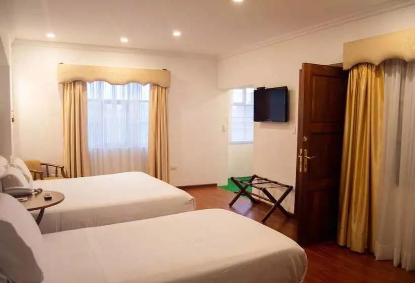 Fotos del hotel Carvallo:  15