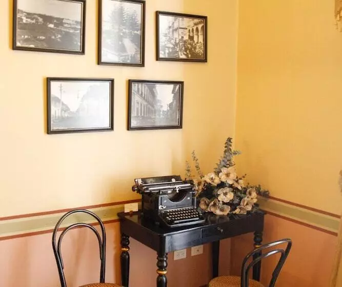 Fotos del hotel Carvallo:  4