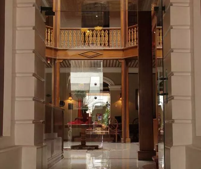 Fotos del hotel Carvallo:  9