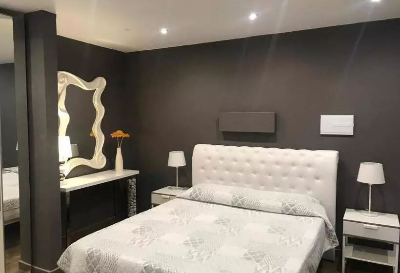 Fotos del hotel Petit Mirador:  1
