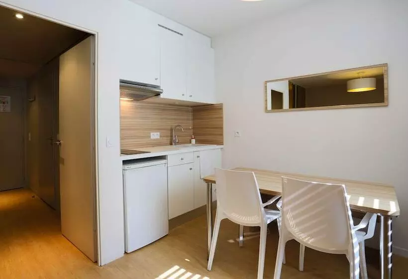 Fotos del hotel Q7 Lodge Lyon 7:  14