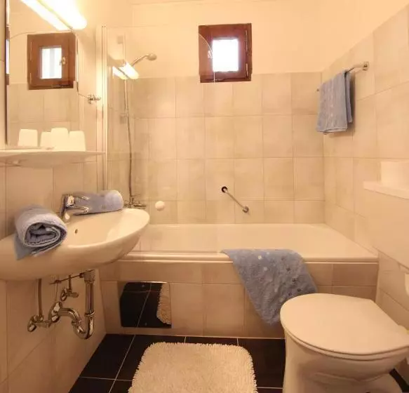 Fotos del hotel Garni Landhaus Gitti:  3