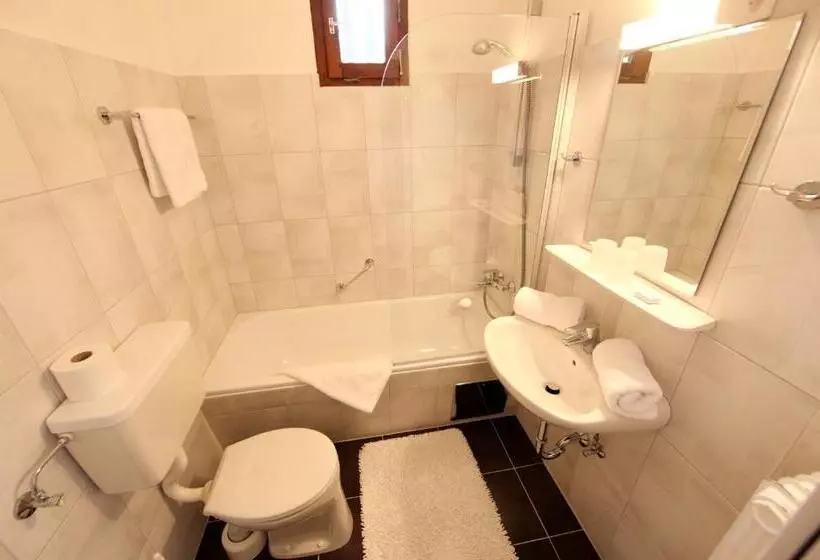 Fotos del hotel Garni Landhaus Gitti:  8