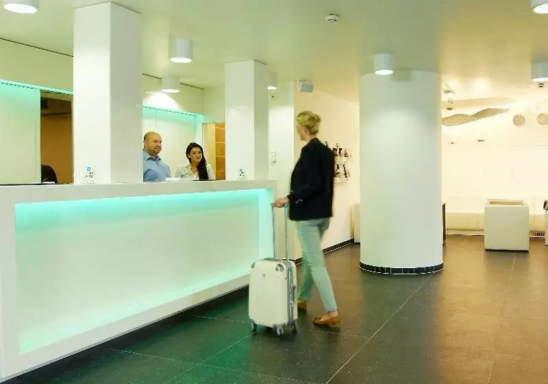 Fotos del hotel Hb1 Schönbrunn Budget & Design:  3