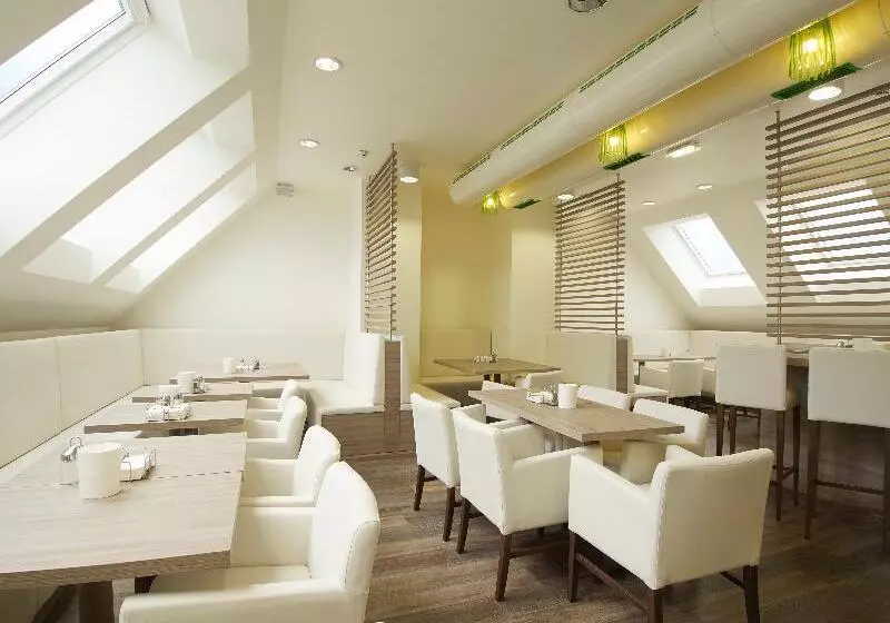 Fotos del hotel Hb1 Schönbrunn Budget & Design:  4