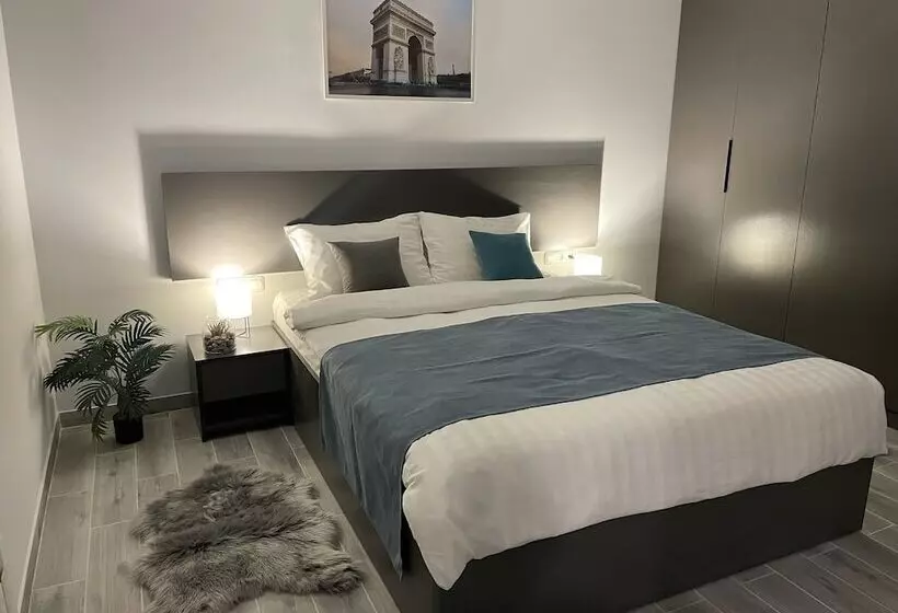 Fotos del hotel Meg:  7