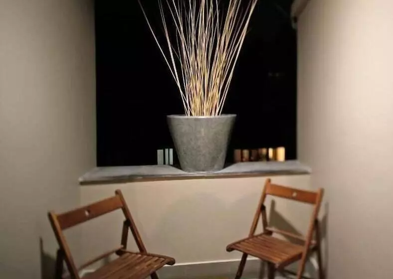 Fotos del hotel Meg:  3