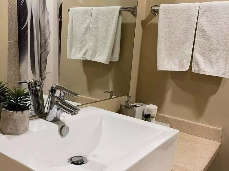 Fotos del hotel Meg:  10