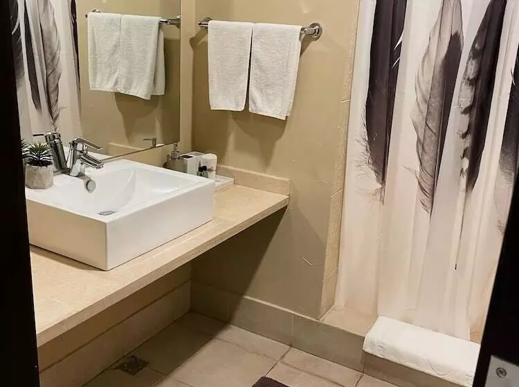 Fotos del hotel Meg:  12