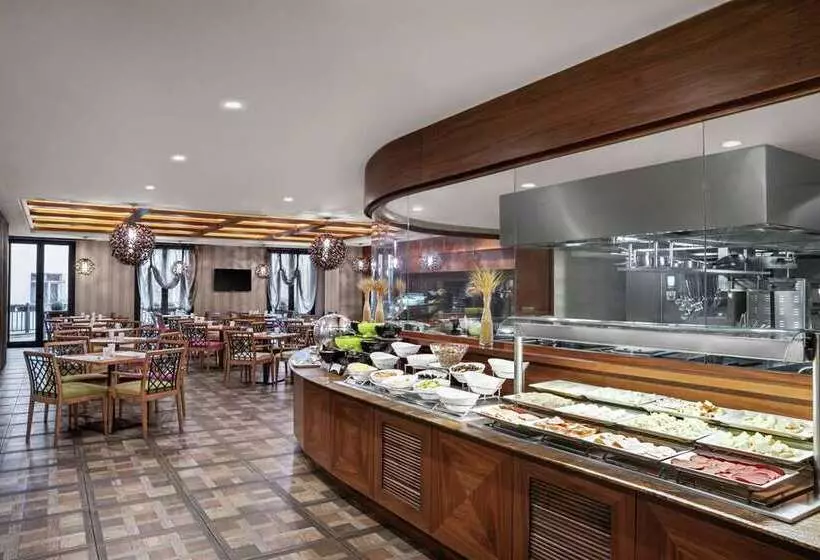 Fotos del hotel Doubletree By Hilton Istanbul Esentepe:  25