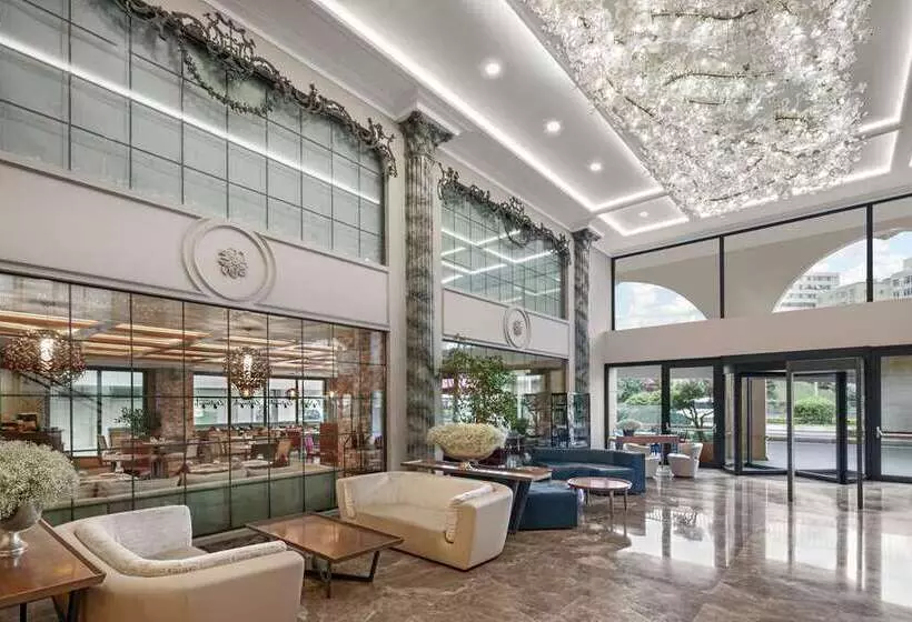 Fotos del hotel Doubletree By Hilton Istanbul Esentepe:  3