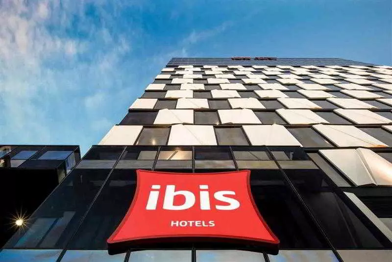 Ibis Adelaide