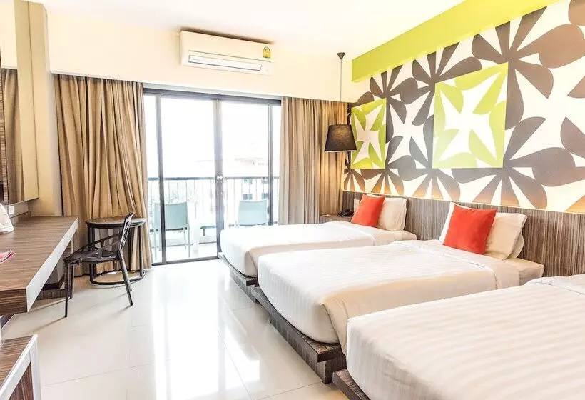 Fotos del hotel J Residence:  2