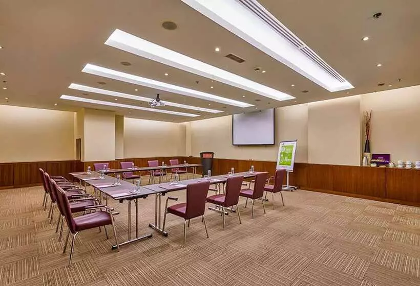 Fotos del hotel Ramada  And Suites By Wyndham Dubai Jbr:  4