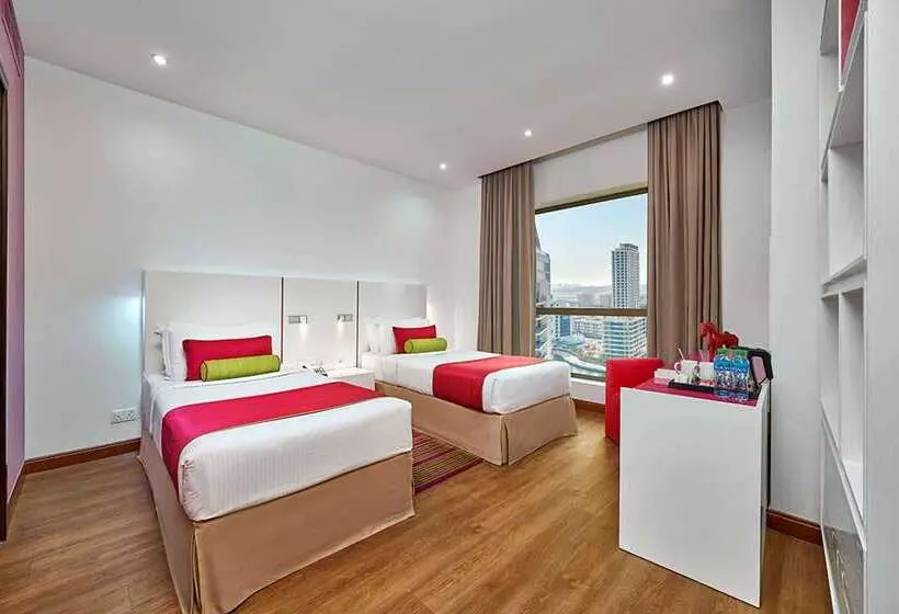 Fotos del hotel Ramada  And Suites By Wyndham Dubai Jbr:  21