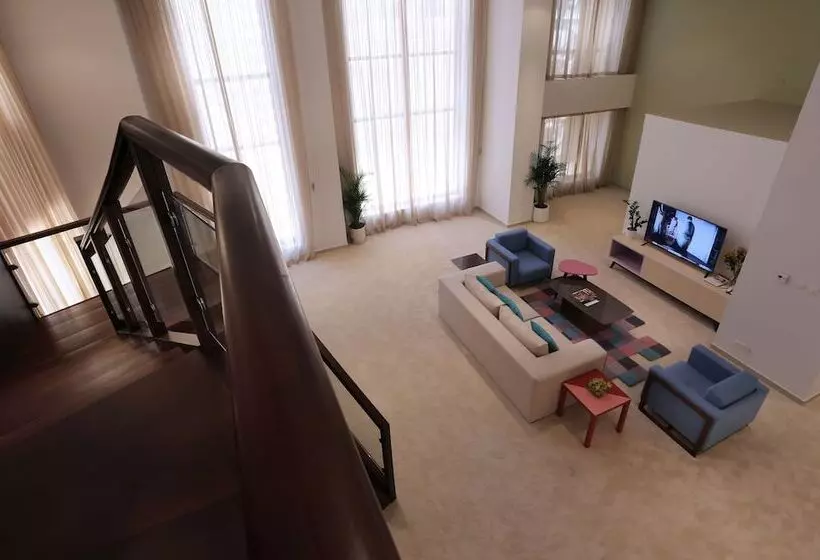 Fotos del hotel Ramada  And Suites By Wyndham Dubai Jbr:  10